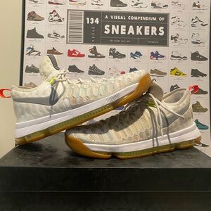 ***SOLD Nike Zoom KD9  “Summer”